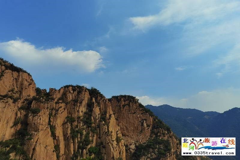 秦皇島龍云谷（俊山秀水）景區(qū)電話18633570222  15703350808