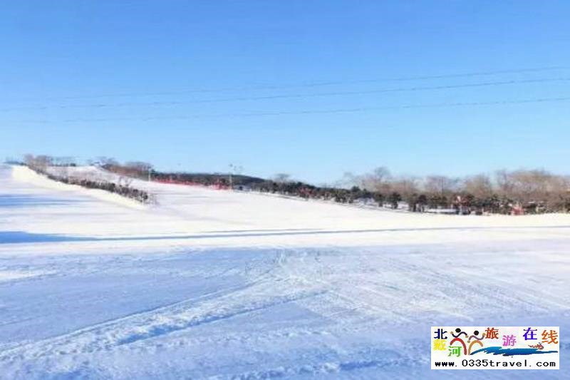 秦皇島山海關紫云山滑雪場