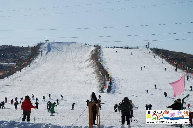 秦皇島山海關紫云山滑雪場