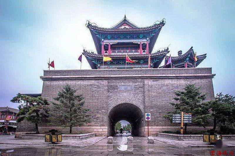 超值“山海關(guān)十年暢游卡”（包含天下第一關(guān)、老龍頭、角山、長壽山、孟姜女廟等九大景區(qū)）