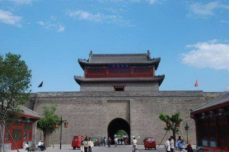 超值“山海關(guān)十年暢游卡”（包含天下第一關(guān)、老龍頭、角山、長壽山、孟姜女廟等九大景區(qū)）