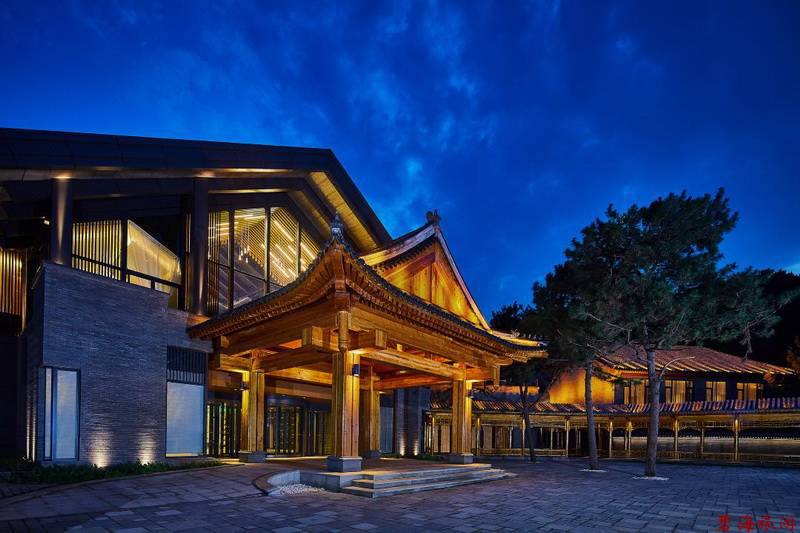 承德金山嶺長(zhǎng)城大酒店咨詢預(yù)定電話18633570222 15703350808